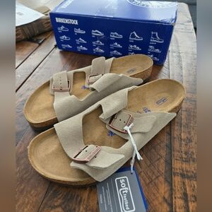 Birkenstock Arizona Soft Footbed Suede Leather Taupe Sandals. Size EU 43 US 10 R